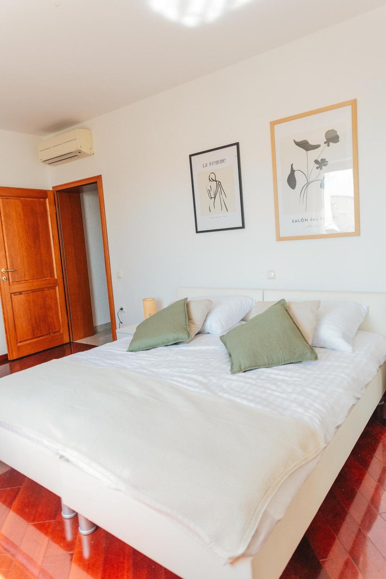 Villa Calista อิตชิชี ภายนอก รูปภาพ